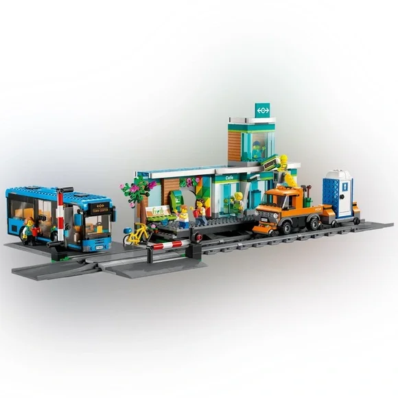 Lego City Train Station Set 60335 retired - Picture 2 of 14